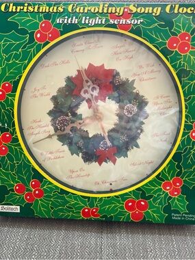 McCrory Vintage 1999 Solitech Christmas Caroling Song Clock Light Sensor